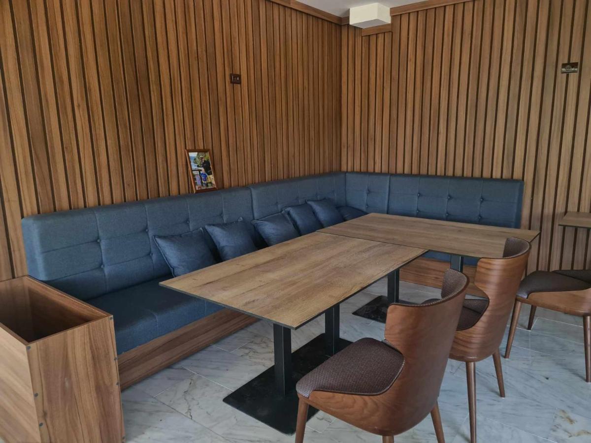 بيهاتش Hotel Lohovo المظهر الخارجي الصورة
